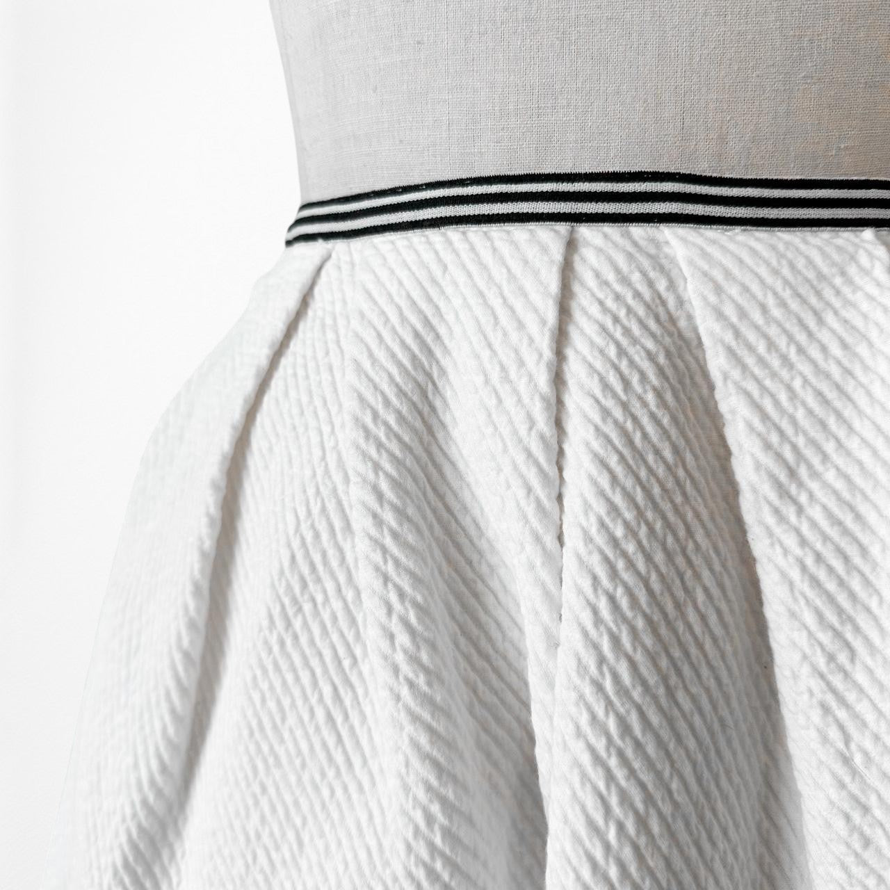 Vintage Y2K White Pleated Flared Skater Mini Skirt W/ Pockets Size XS