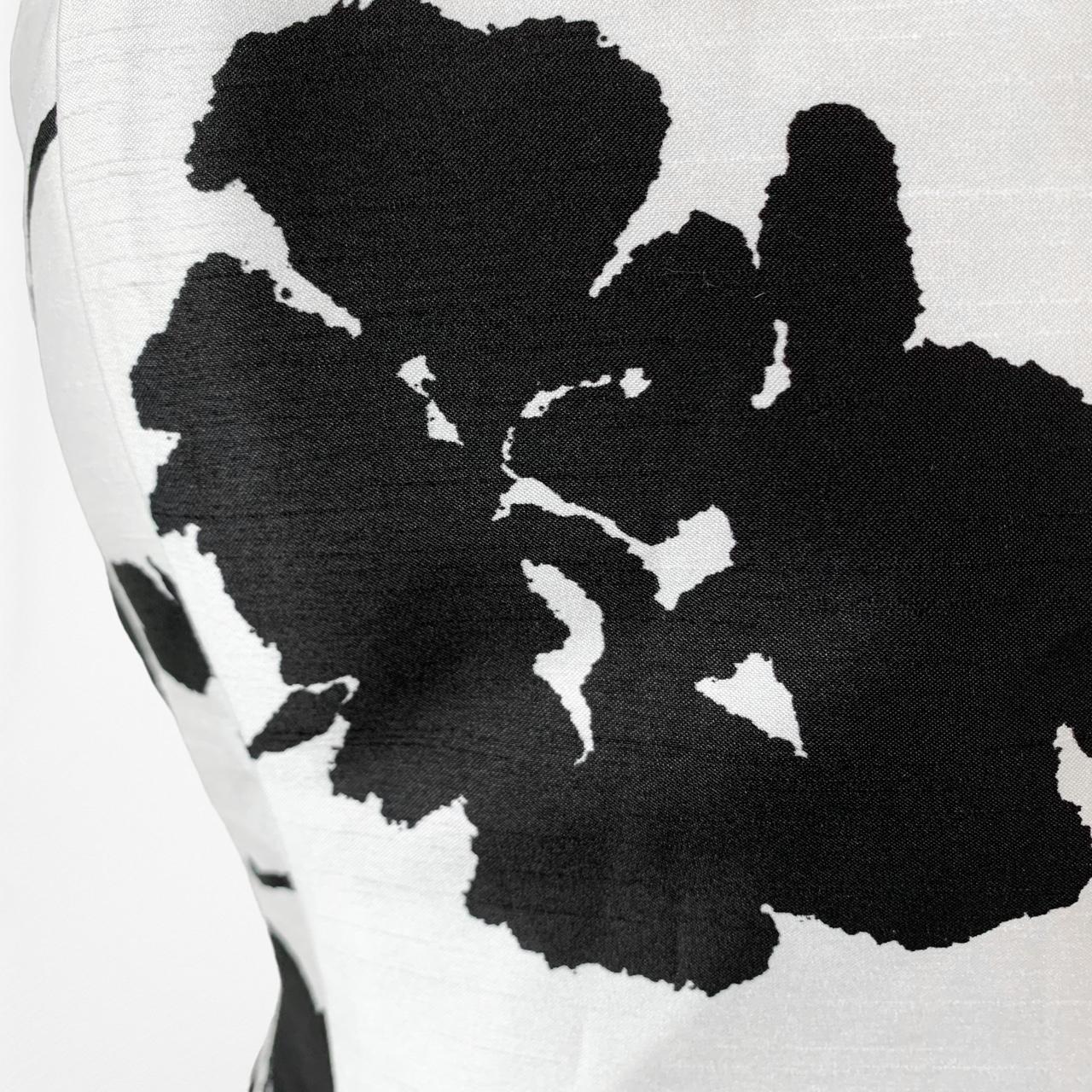 Jessica Howard Black White Pleated Flared Knee Length Formal Dress Size 4P/M