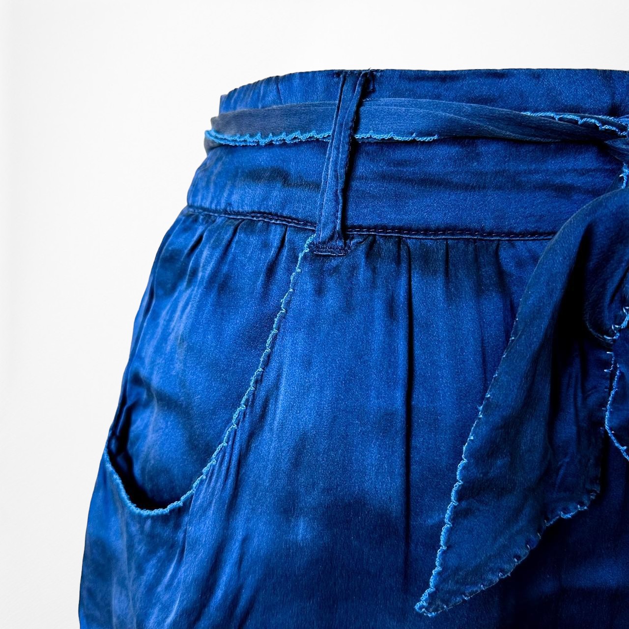 Vintage Y2K Navy Blue High Waisted Silk Pocket Mini Pencil Skirt Size XS/S