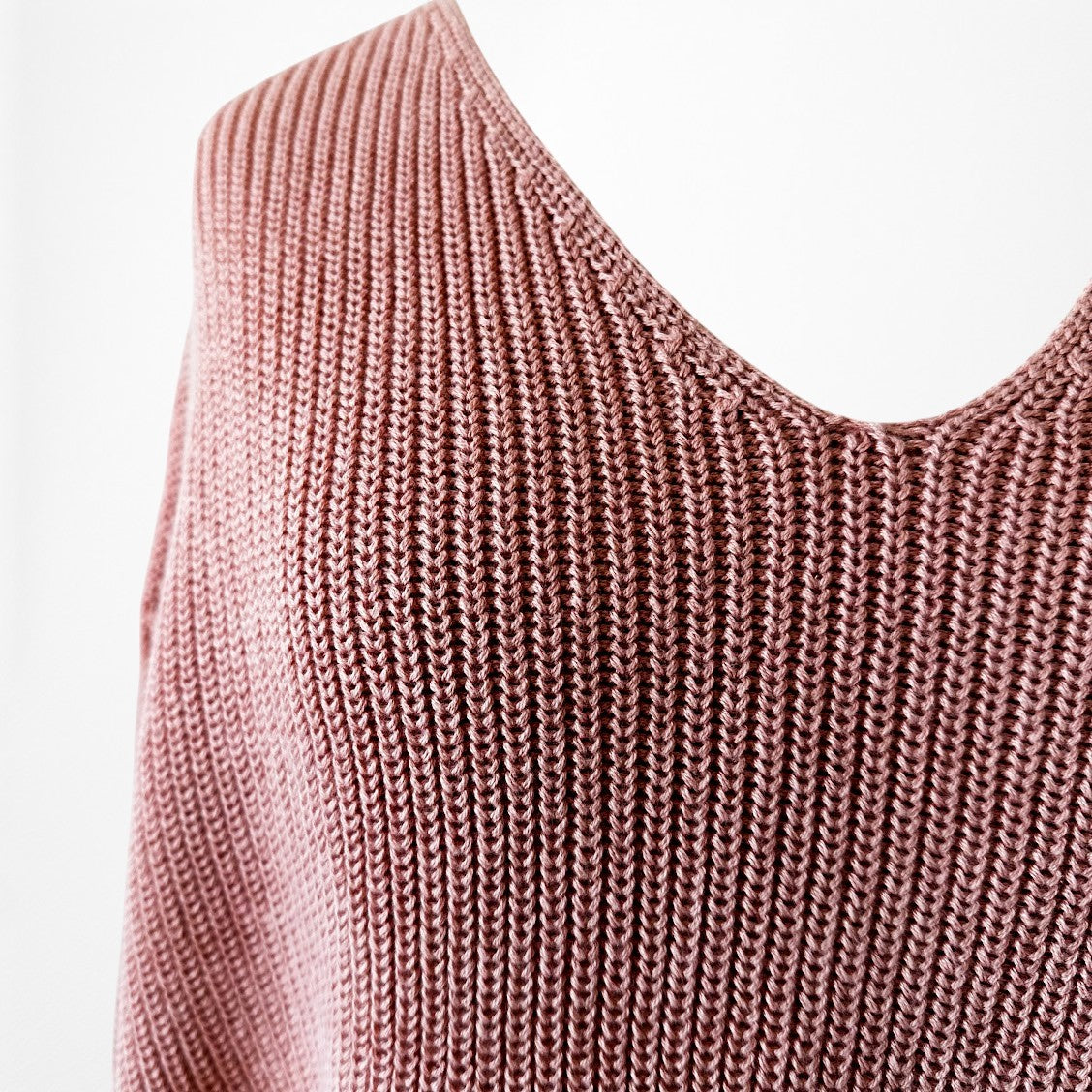 Vintage Y2K Salmon Pink V-Neck Long Puffy Sleeve Knit Oversized Sweater Size S/M