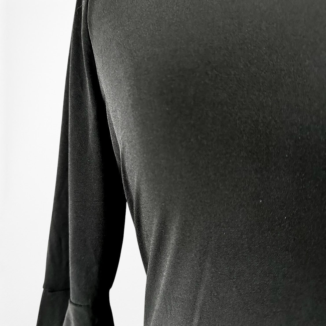 Vintage Y2K Black Long Bell Sleeves Knee Length Knit Bodycon Dress Size M