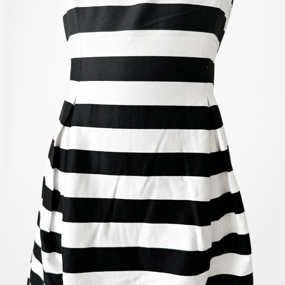 Vintage Y2K 90s Black White Striped Sleeveless Knee Length A-Line Dress Size