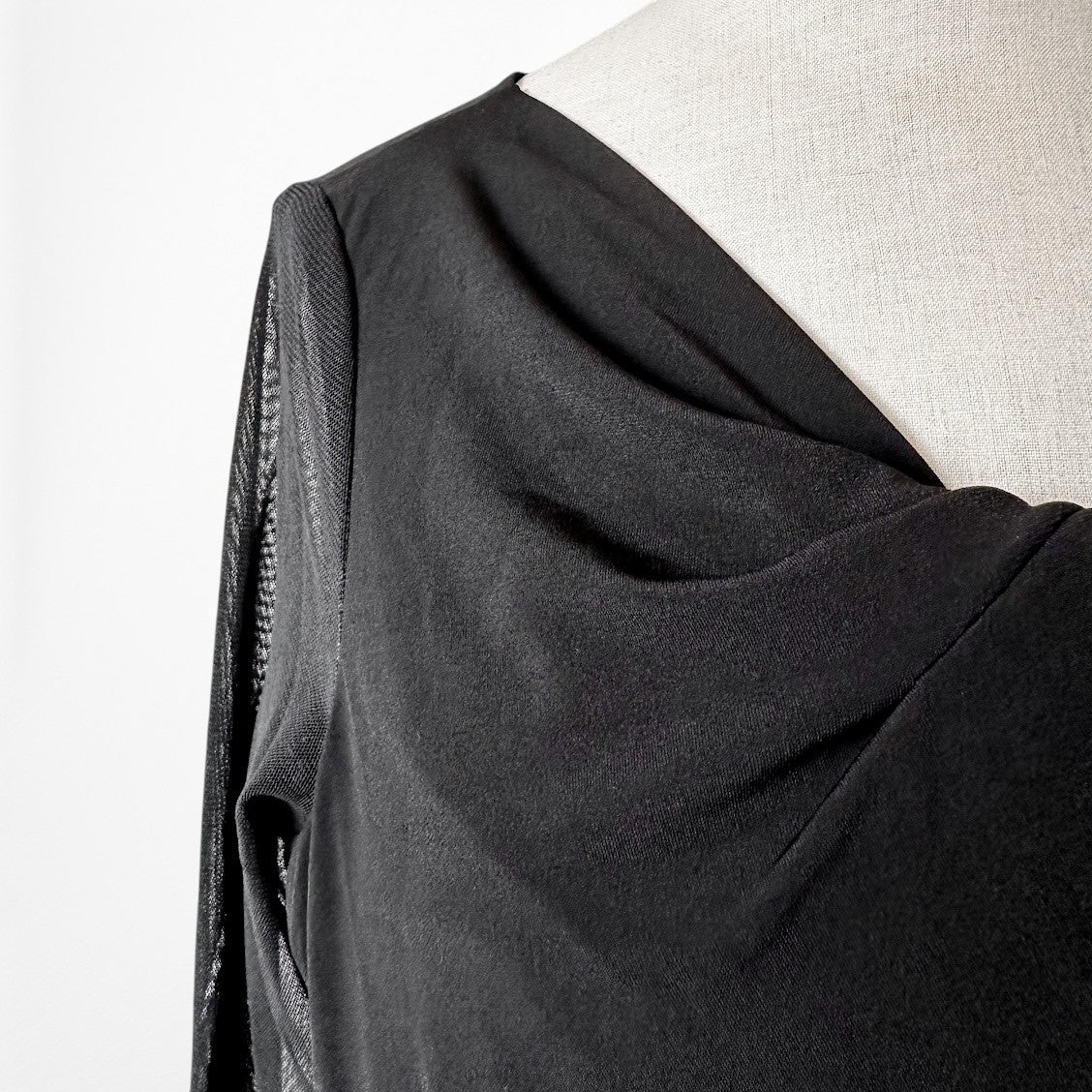 Vintage Y2K Black Knit Pullover Long Sheer Sleeve Twisted Front Fitted Top M