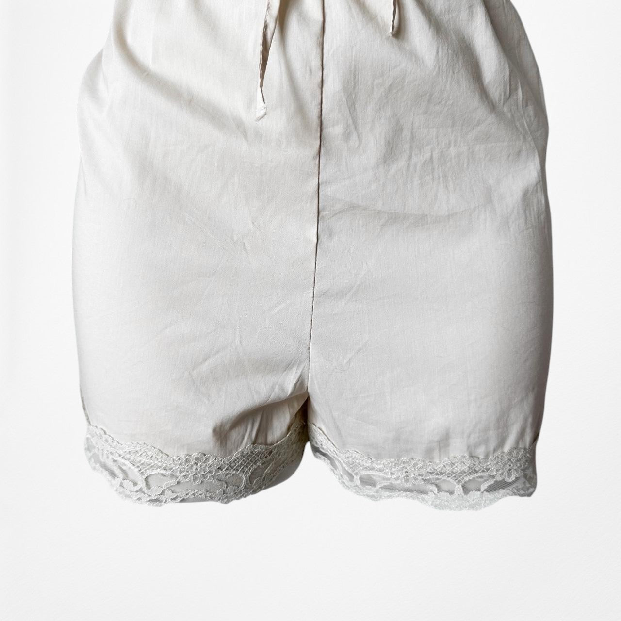 Kimchi Blue Cream Off White Lace Detail Romper Dress Size M