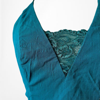 Free People Blue Halter V-Neck Lace Detail Cami Tank Casual Crop Top Size M