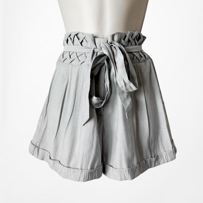 Vintage Y2K Gray High Waisted Paperbag Style Waist Tie Casual Shorts Size XS/S