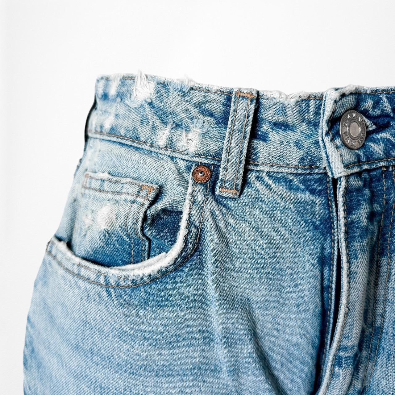 Zara Blue Distressed Destroyed Medium Wash Ripped Knee High Waisted Mom Jeans XS