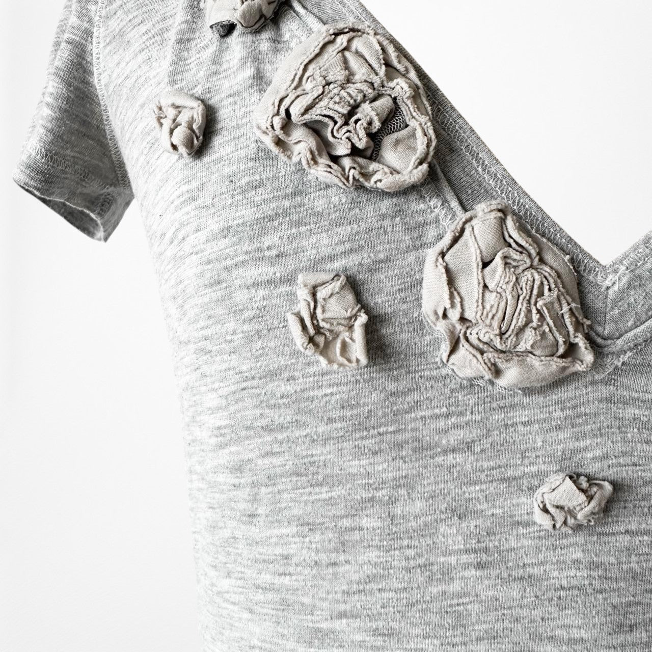 Vintage Abercrombie & Fitch Gray Floral Applique Knit Short Sleeve T-Shirt XS