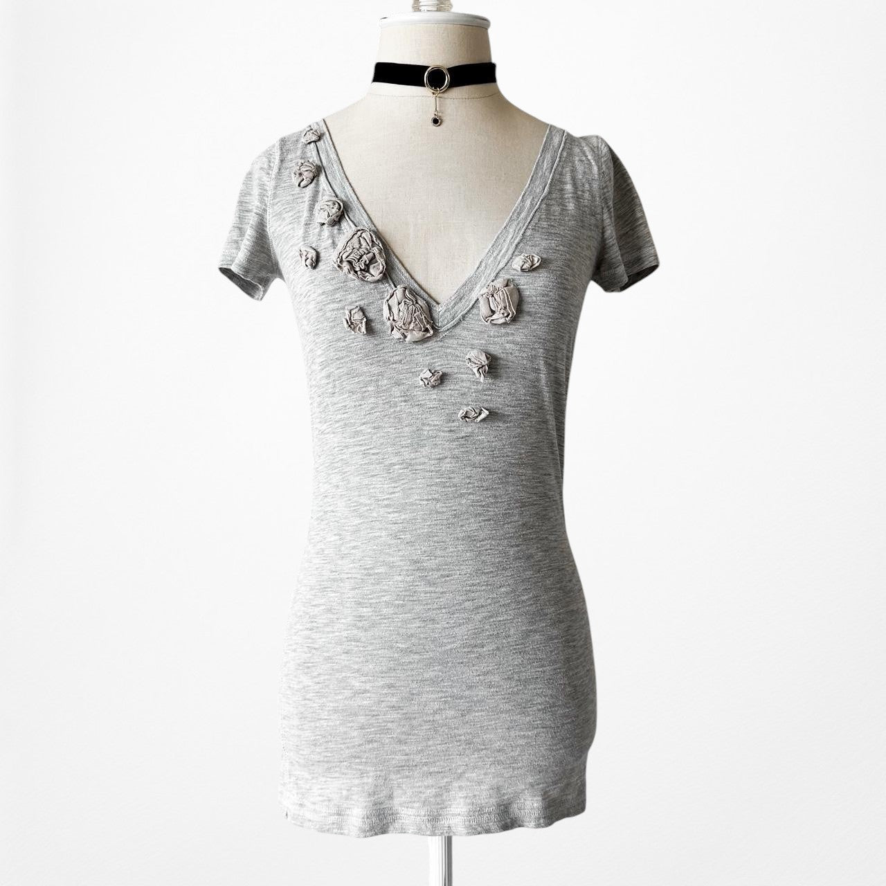 Vintage Abercrombie & Fitch Gray Floral Applique Knit Short Sleeve T-Shirt XS