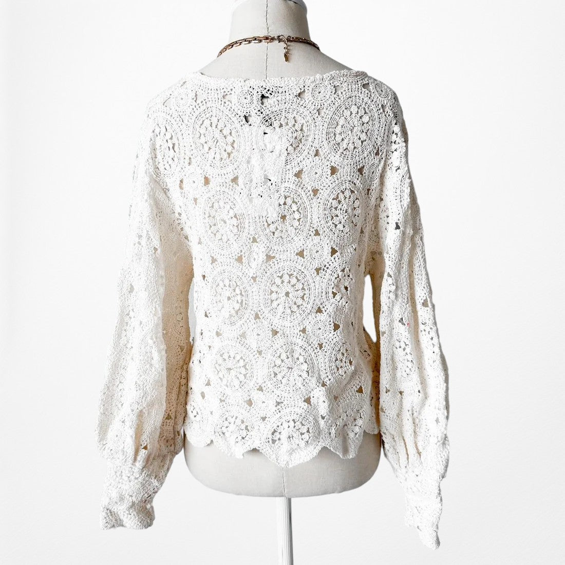 Zara Off White Crewneck Cutout Puffy Sleeve Lace Crochet Sweater Top Size S