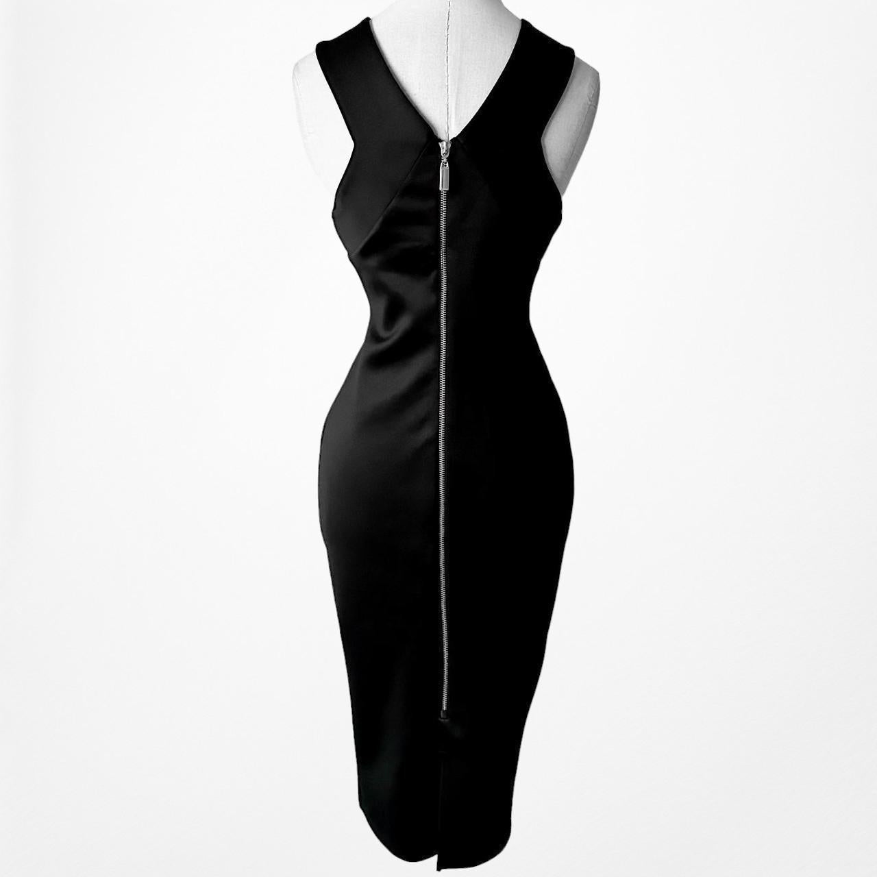 Jennifer Lopez Black Halter Cocktail Formal Knit Knee Length Dress Size 6/M