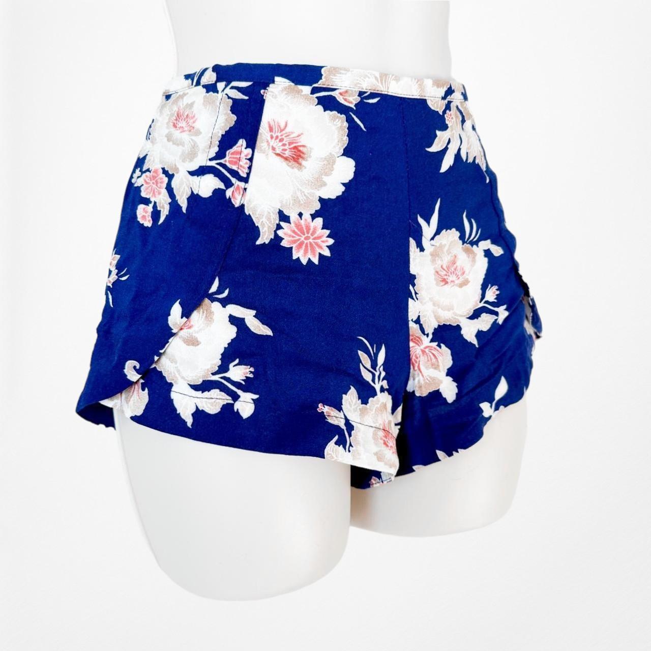 Forever 21 Blue Mid Rise Floral Woven Shorts S