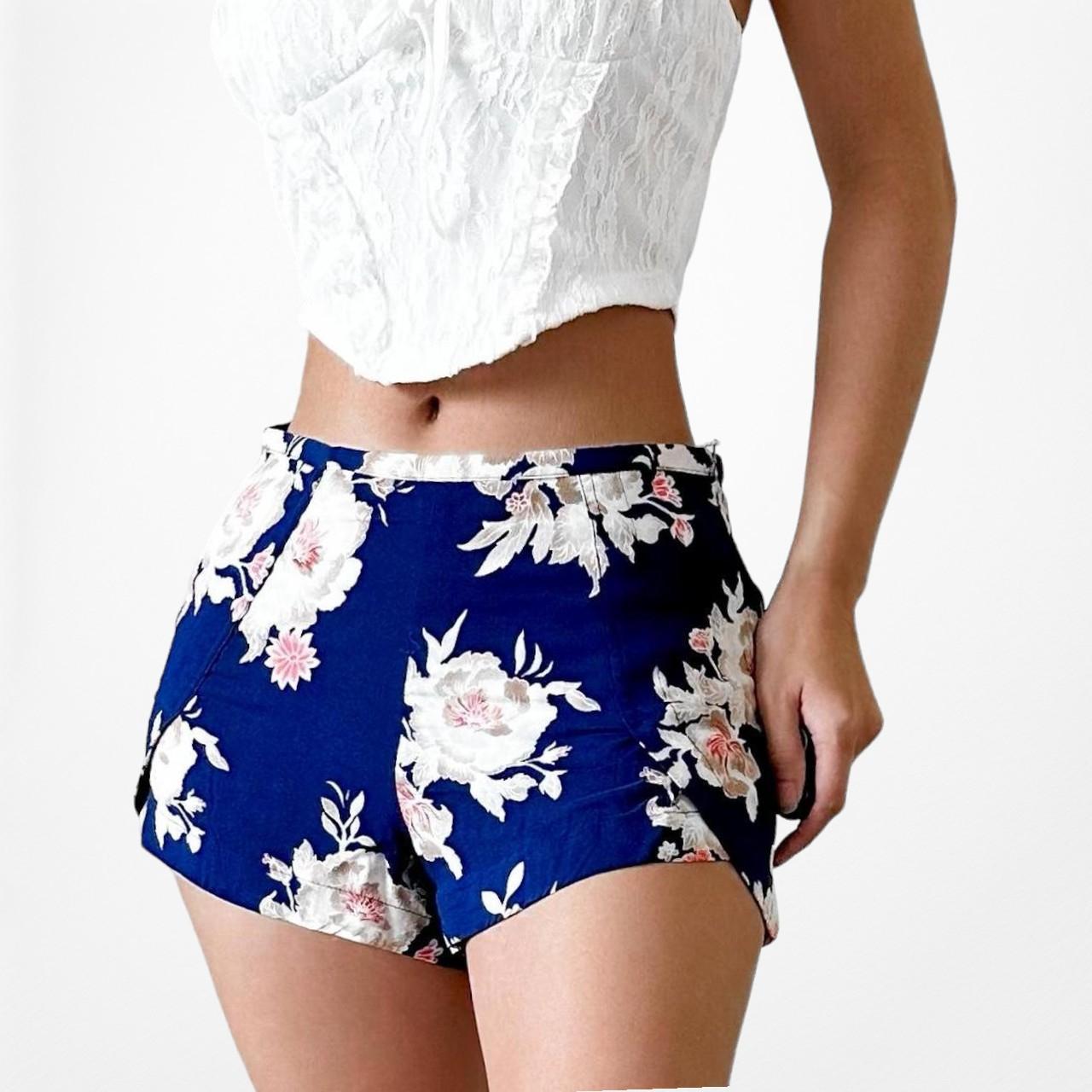 Forever 21 Blue Mid Rise Floral Woven Shorts S