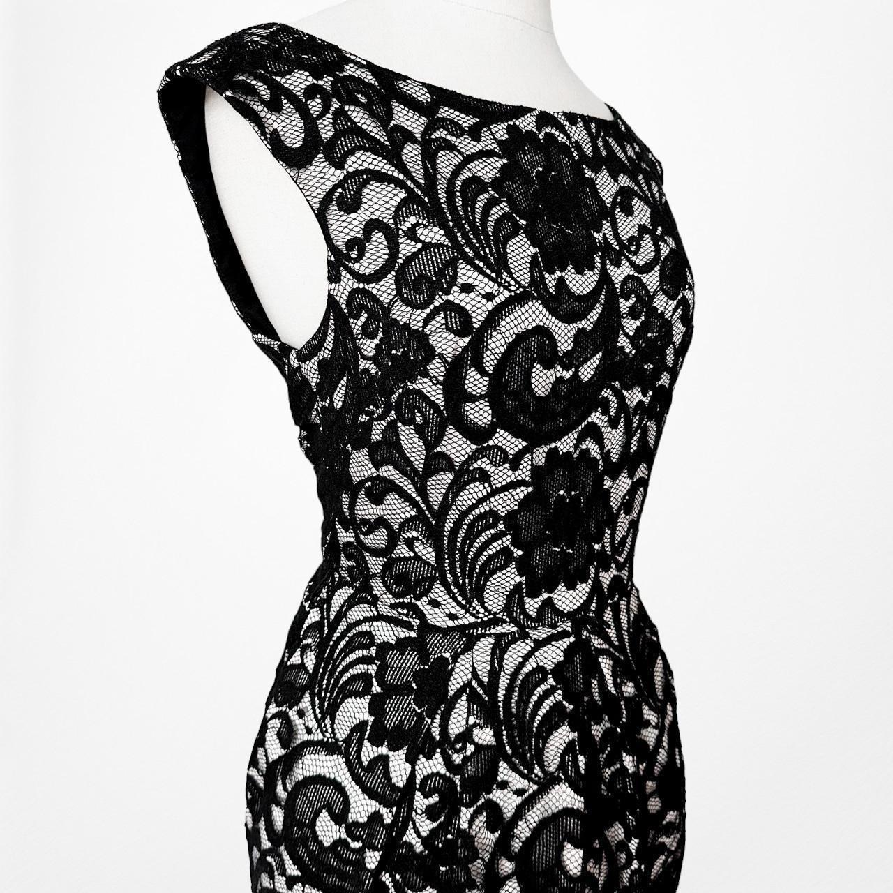 Eliza J Black Lace Knee Length Pleated Skater Flared Cocktail Dress Size 6/M