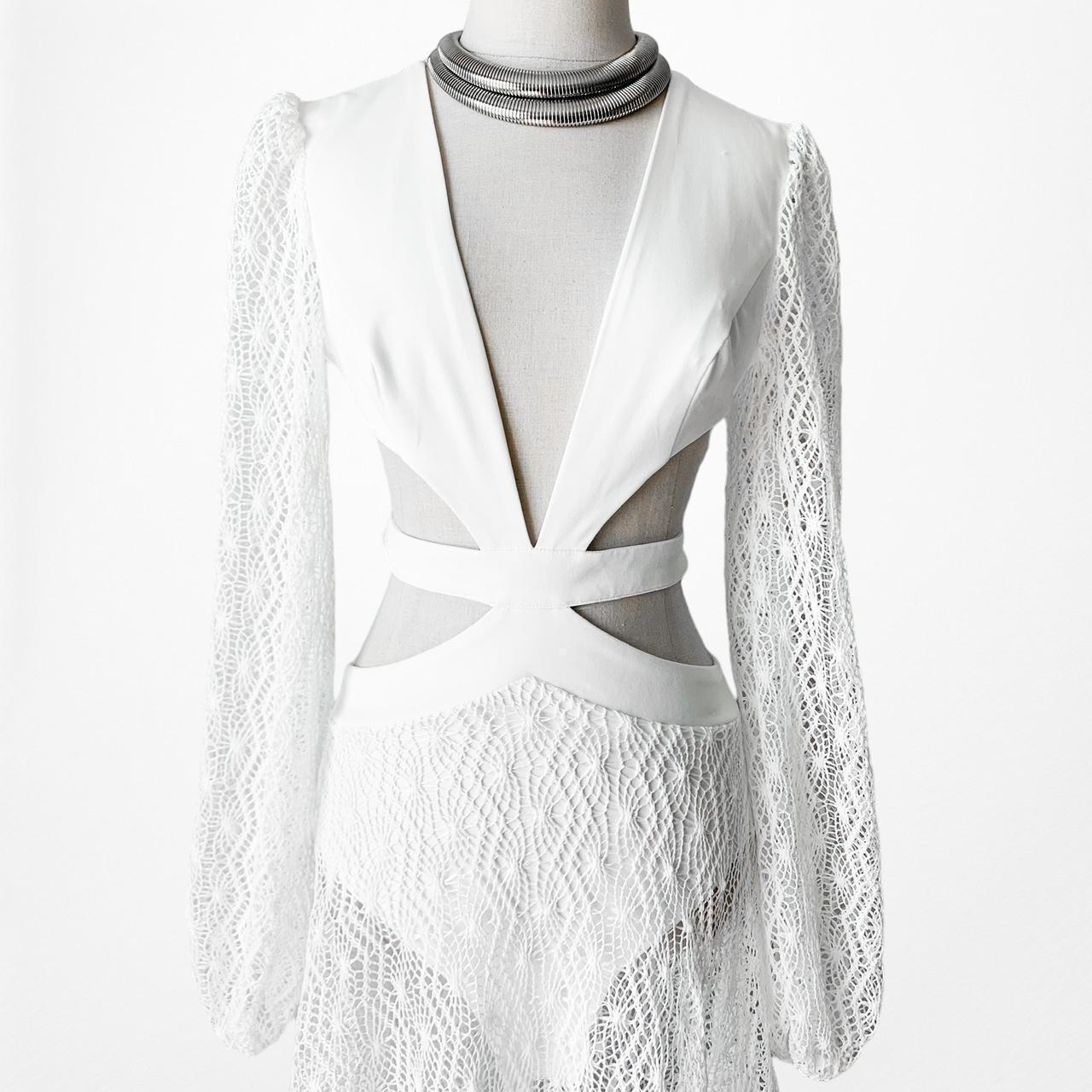 White Long Sleeve Sheer Lace Cutout VNeck Flowy A-Line Flared Maxi Dress Size S