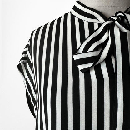 Vintage Y2K Black White Bow Tie Capped Sleeve Striped Blouse Top Size S/M