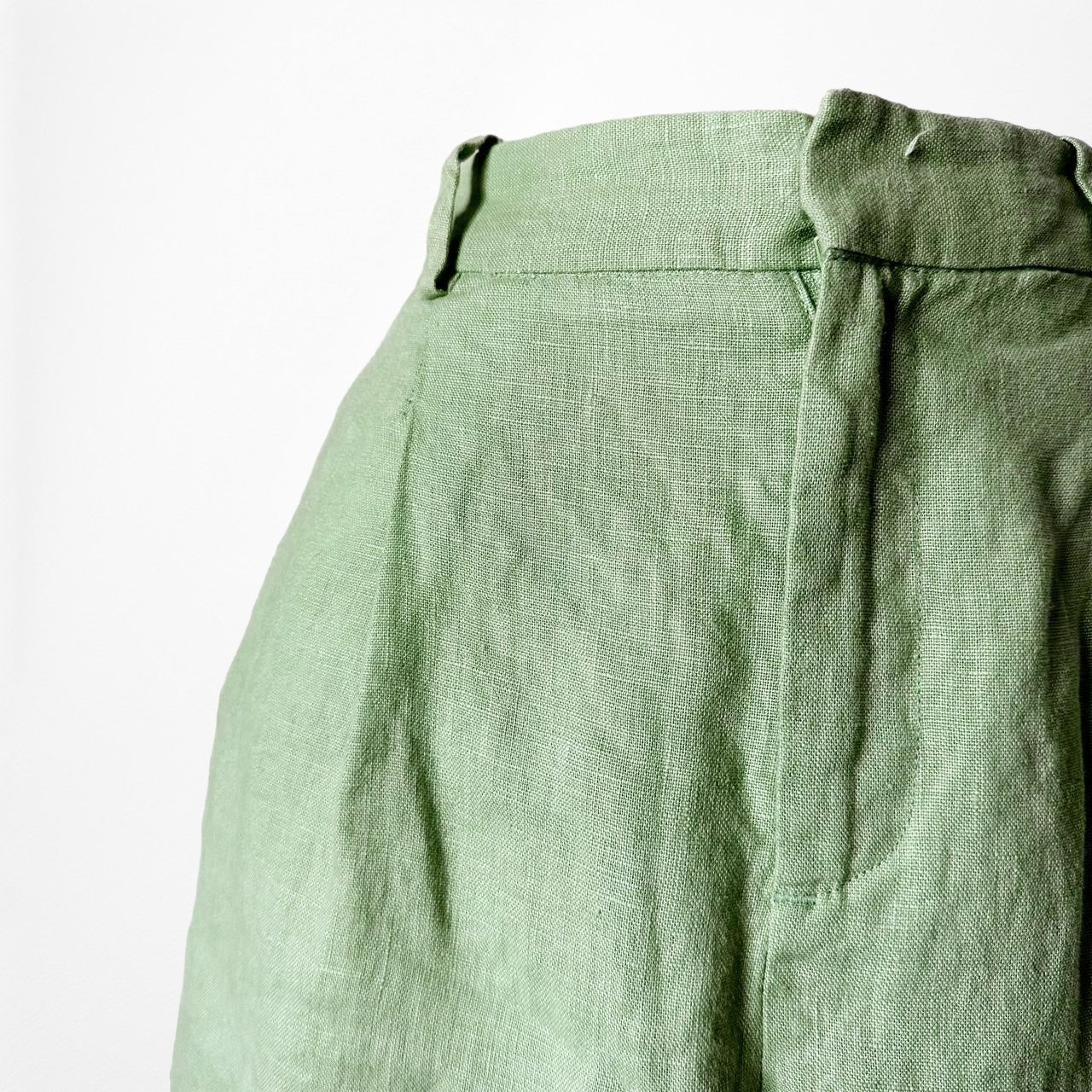 Zara Pastel Green High Waisted Casual Knee Length Bermuda Shorts Size XS/S