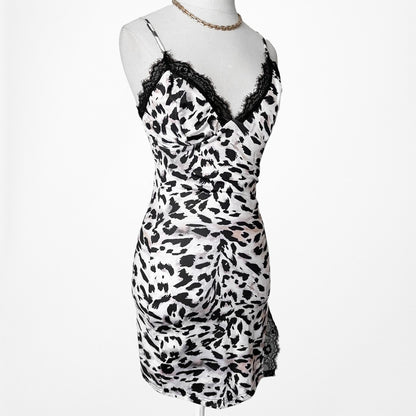 Vintage Y2K White Black Lace Trim VNeck Side Slit Mini Knit Bodycon Dress Size XS/S/M