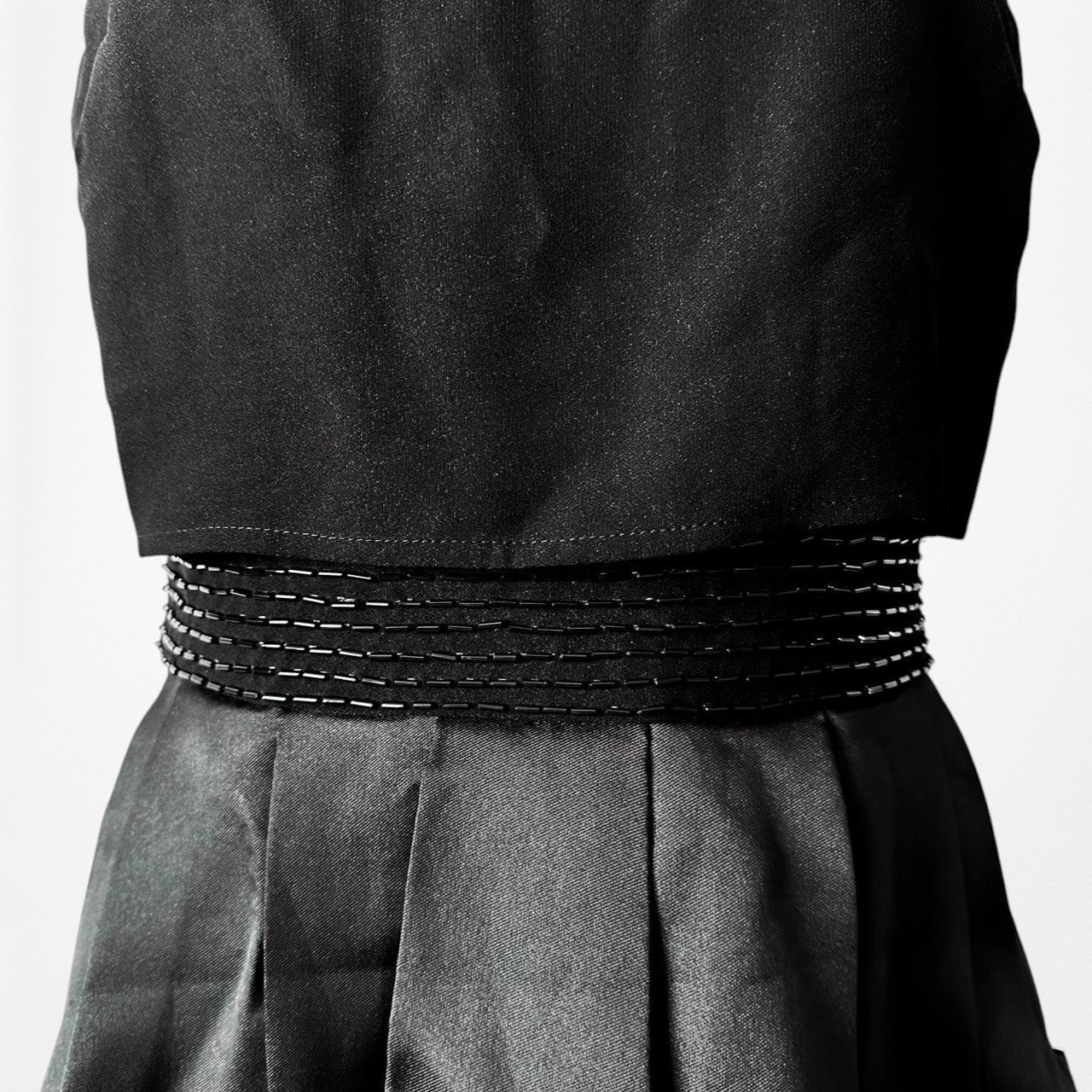 SLNY Black Satin Pleated Flared Knee Length Skater Formal Dress Size 6/M