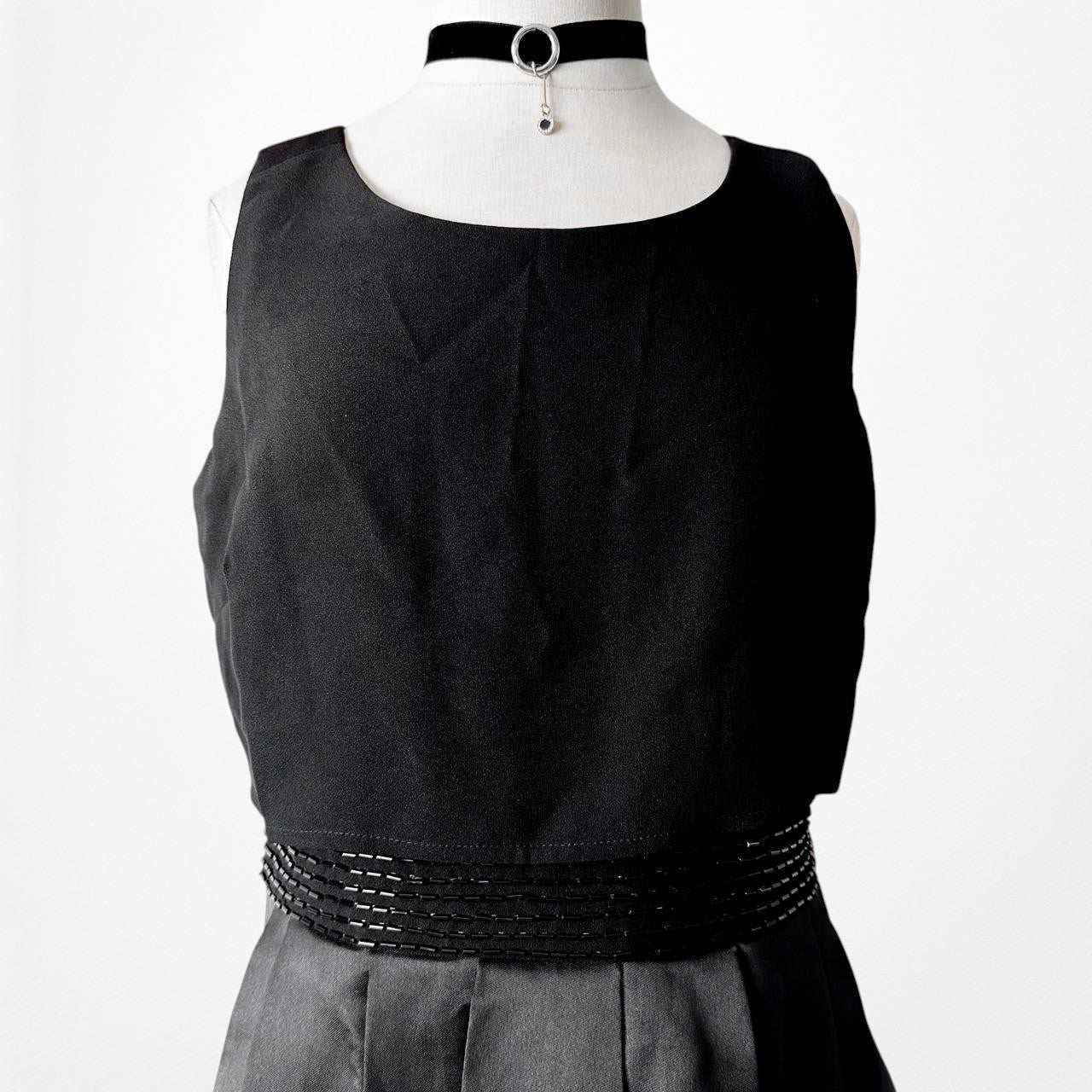 SLNY Black Satin Pleated Flared Knee Length Skater Formal Dress Size 6/M