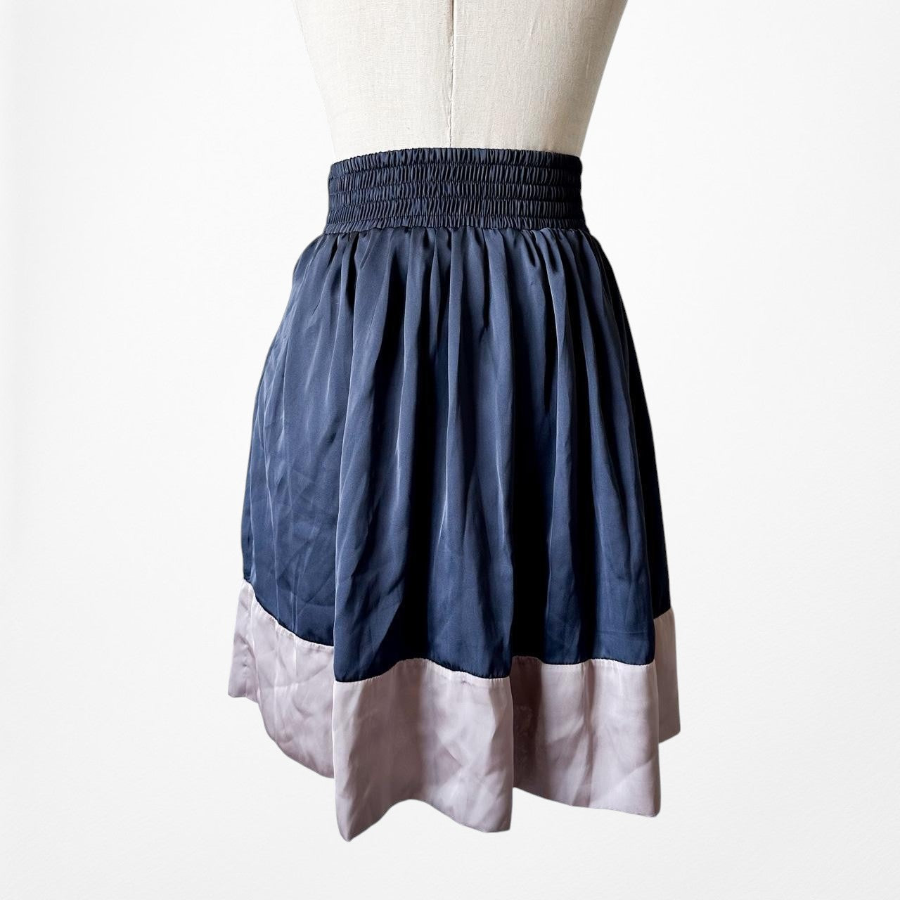 Vintage Y2K Satin High Waisted Navy Blue Silver Knee Length Flared Skirt Size S