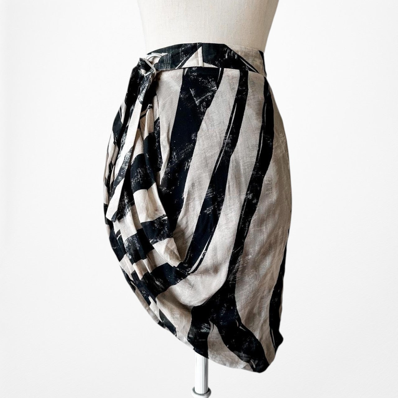 H&M Navy Blue Beige Striped Asymmetric High Waisted Wrap Mini Skirt Size XS