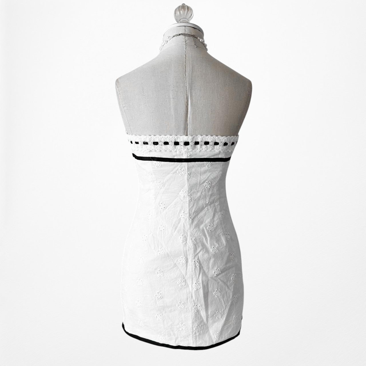 White Floral Embroidered Strapless Bow Tie Mini Bodycon Dress Size S