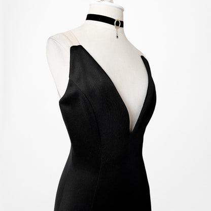 Windsor Black Bodycon Sleeveless V-Neck Formal Cocktail Prom Dress Size M