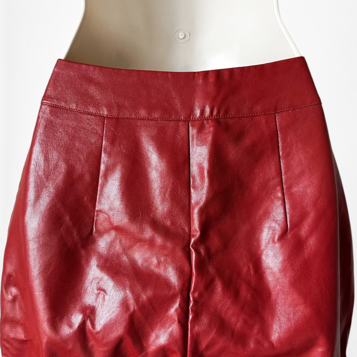 Vintage Y2K Red High Waisted Tapered Mom Style Faux Leather Pants Size XS/S