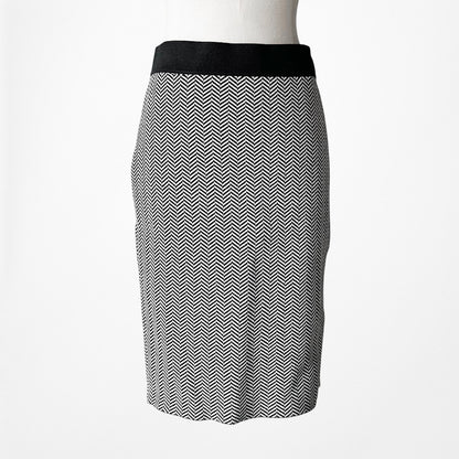 Vintage Y2K Black White Gray Knit Knee Length Bodycon Pencil Skirt Size M