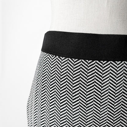 Vintage Y2K Black White Gray Knit Knee Length Bodycon Pencil Skirt Size M