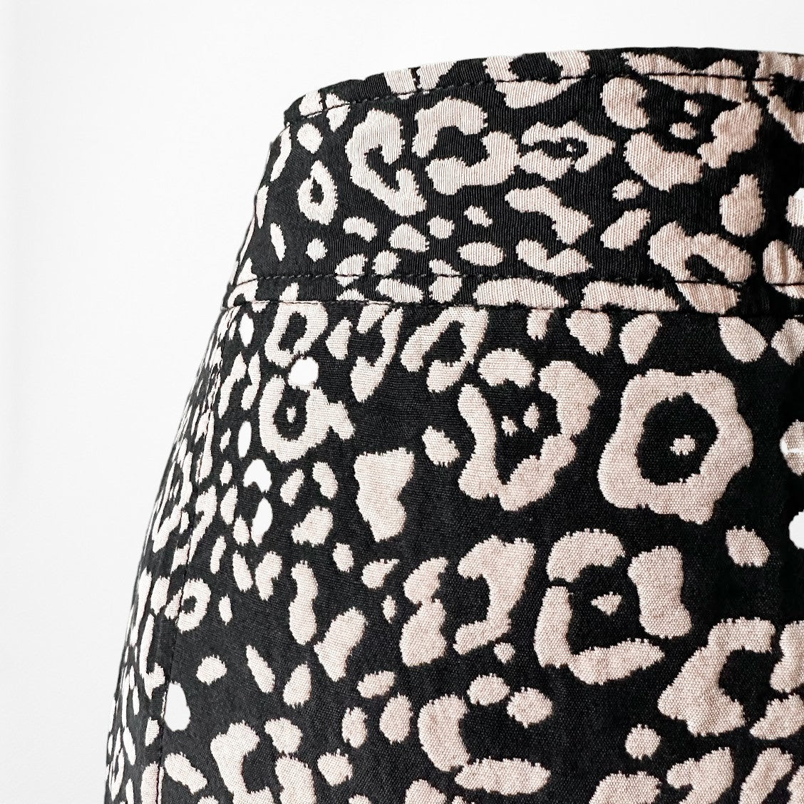 Vintage Y2K Brown Black Printed Knee Length A-Line Skirt Size M