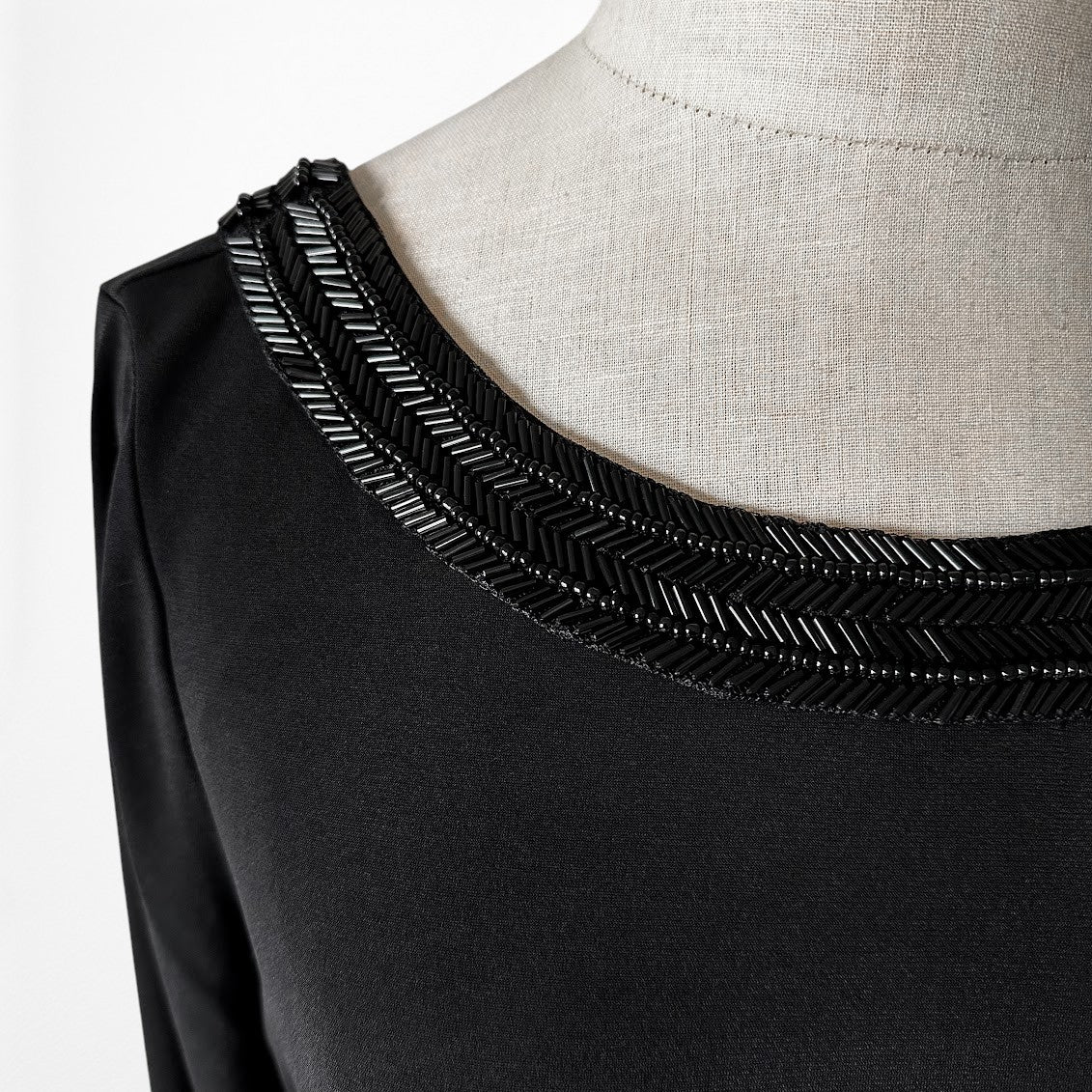 Vintage Y2K Black Long Sleeve Knit Beaded Knee Length Bodycon Dress Size M