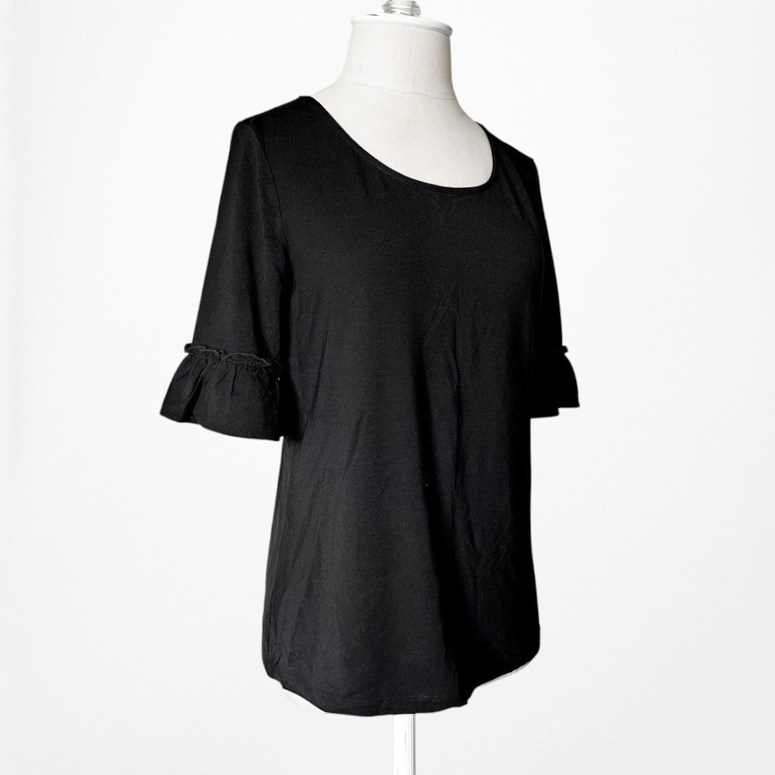 Vintage Y2K Black Ruffle Quarter Sleeve Knit Scoop Neck Top Size M