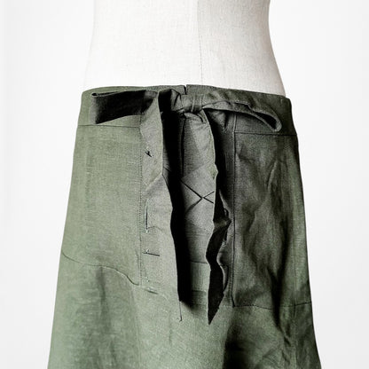 Vintage Y2K Camo Green Bow Tie Detail Knee Length Flared Skirt Size S/M