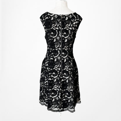 Vintage Y2K Black Lace Capped Sleeve Knee Length Flared Cocktail Dress Size M
