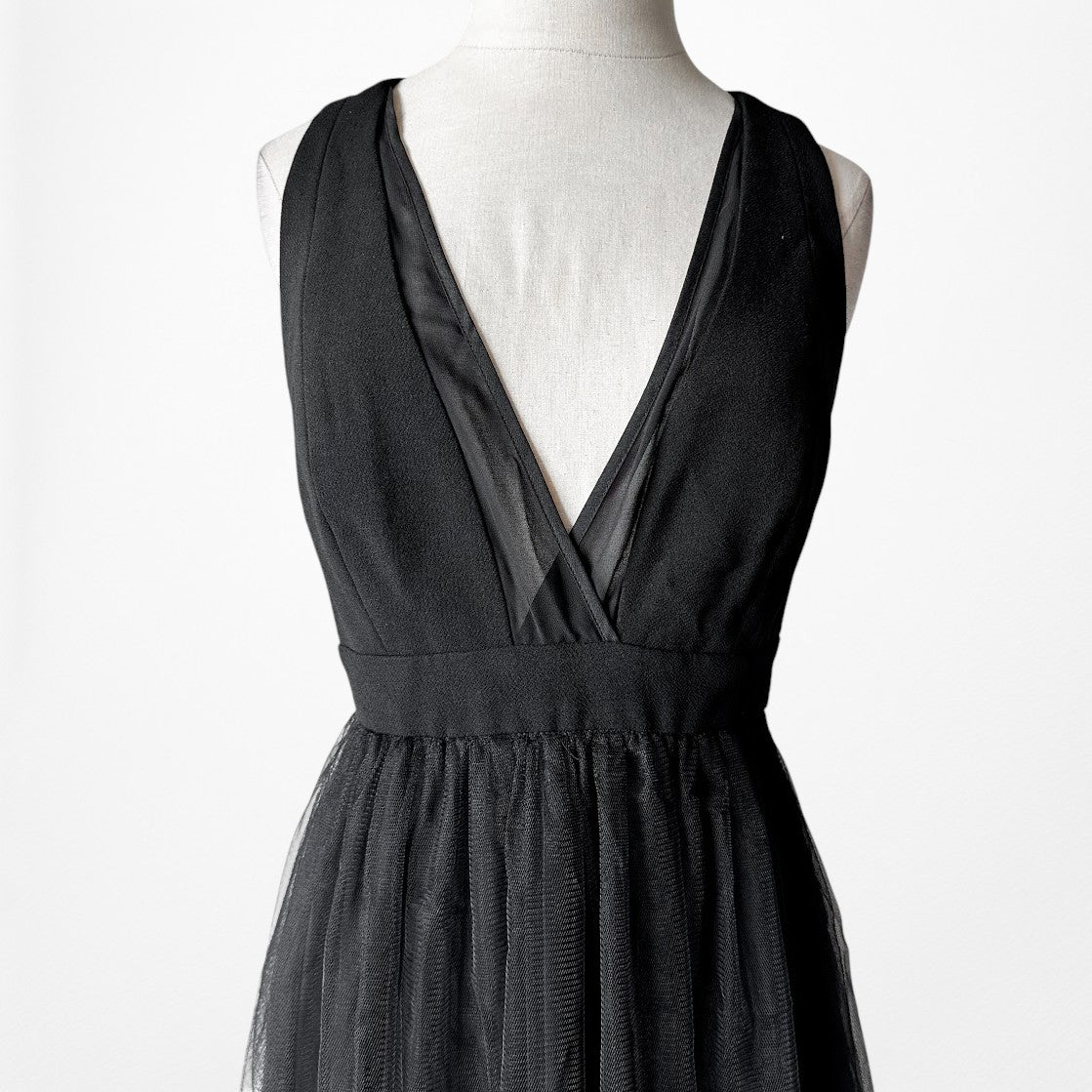 Vintage Y2K Black Sleeveless V-Neck Tulle A-Line Maxi Cocktail Dress Size S