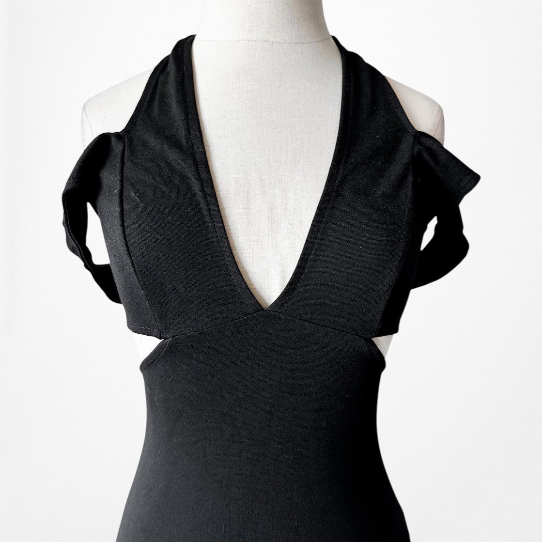 Vintage Y2K Black Knit Cutout Bodycon Knee Length Cocktail Dress Size XS/S