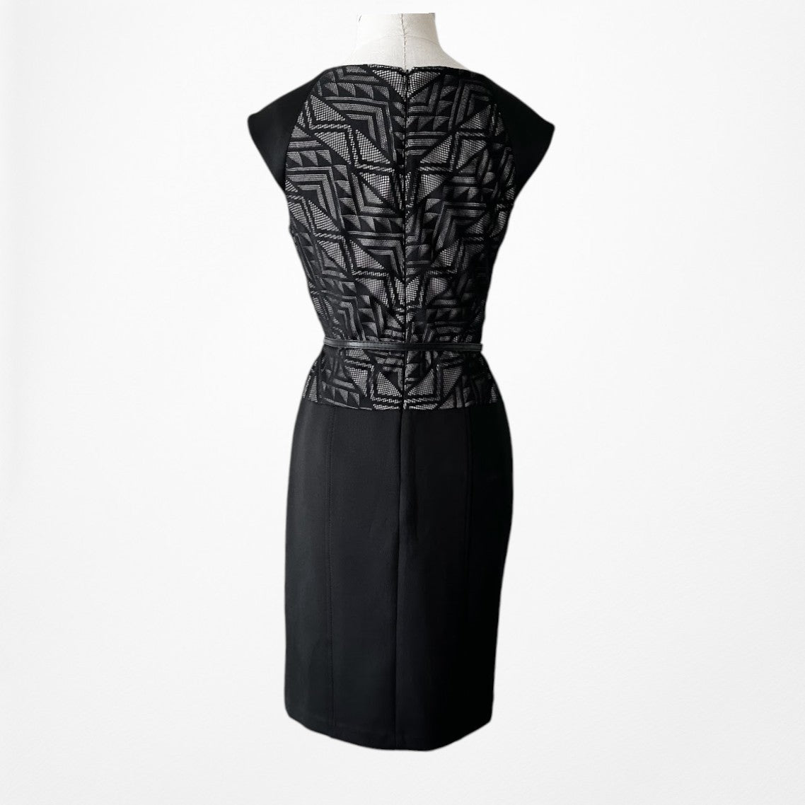 Vintage Y2K 90s Black Knit Geometric Print Knee Length Belted Dress Size M