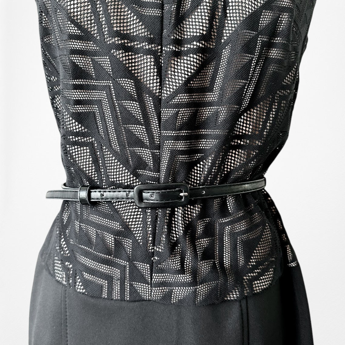 Vintage Y2K 90s Black Knit Geometric Print Knee Length Belted Dress Size M