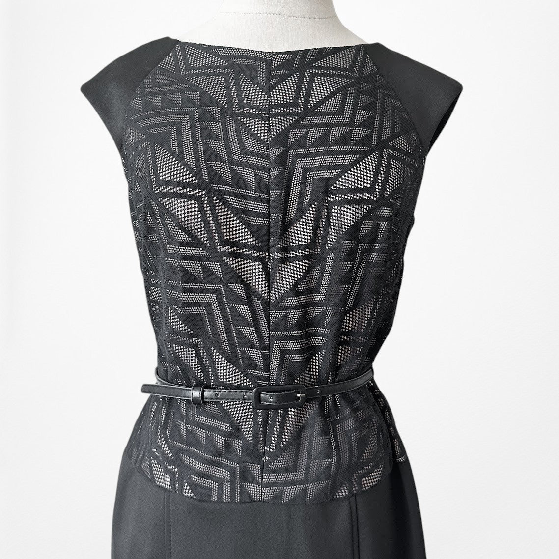 Vintage Y2K 90s Black Knit Geometric Print Knee Length Belted Dress Size M