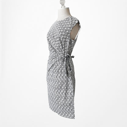 Vintage Y2K Gray Knee Length Sleeveless Waist Side Geometric Print Dress S/M