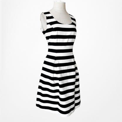 Vintage Y2K 90s Black White Striped Sleeveless Knee Length A-Line Dress Size