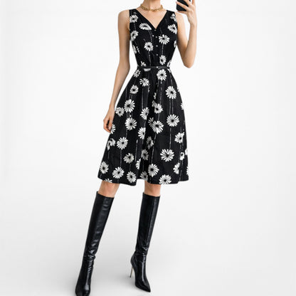 Vintage Y2K Black White Print Floral Knee Length Pleated Skater Dress Size M