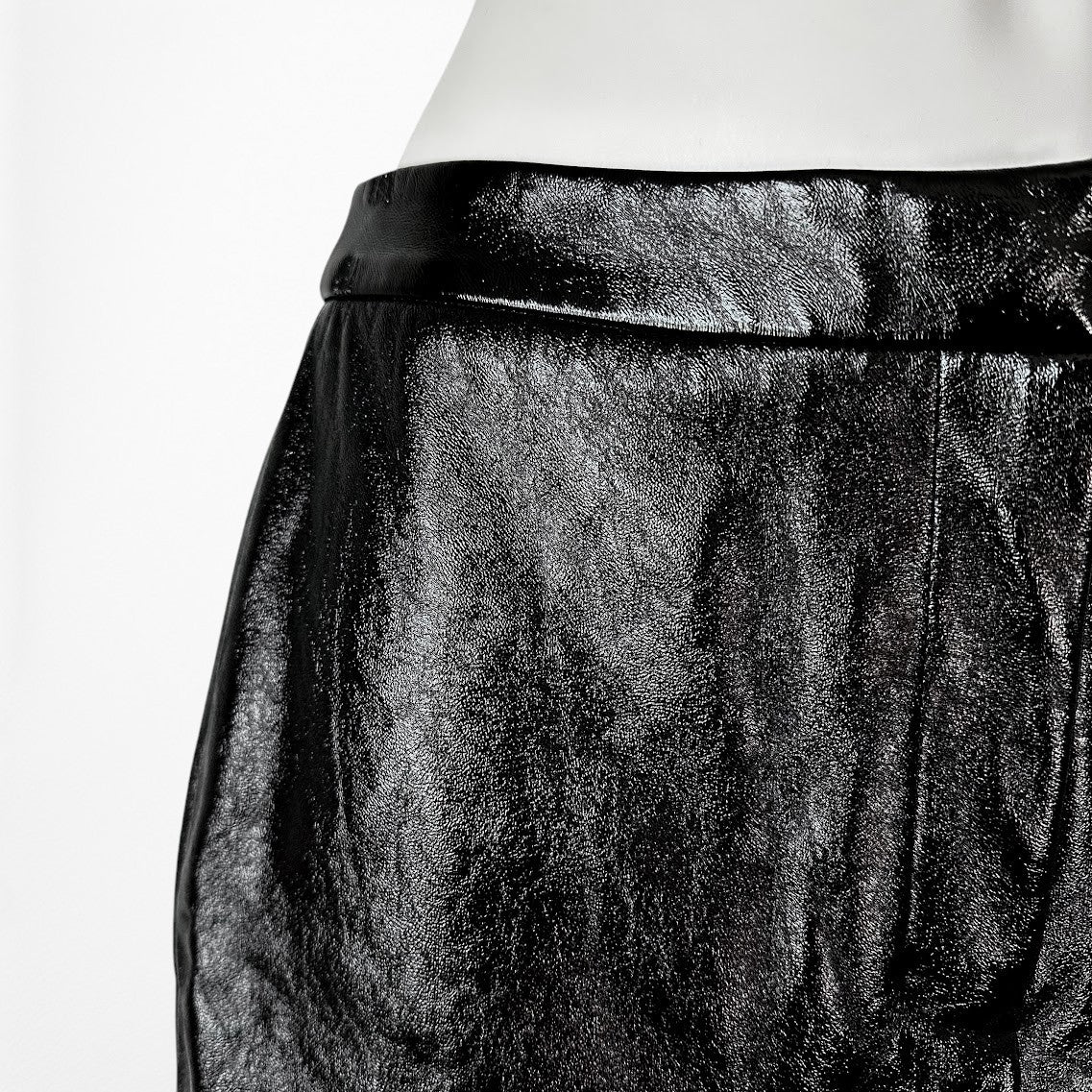 Vintage Y2K Black Patent Faux Leather Look Slim Leg Pants Size XS/S