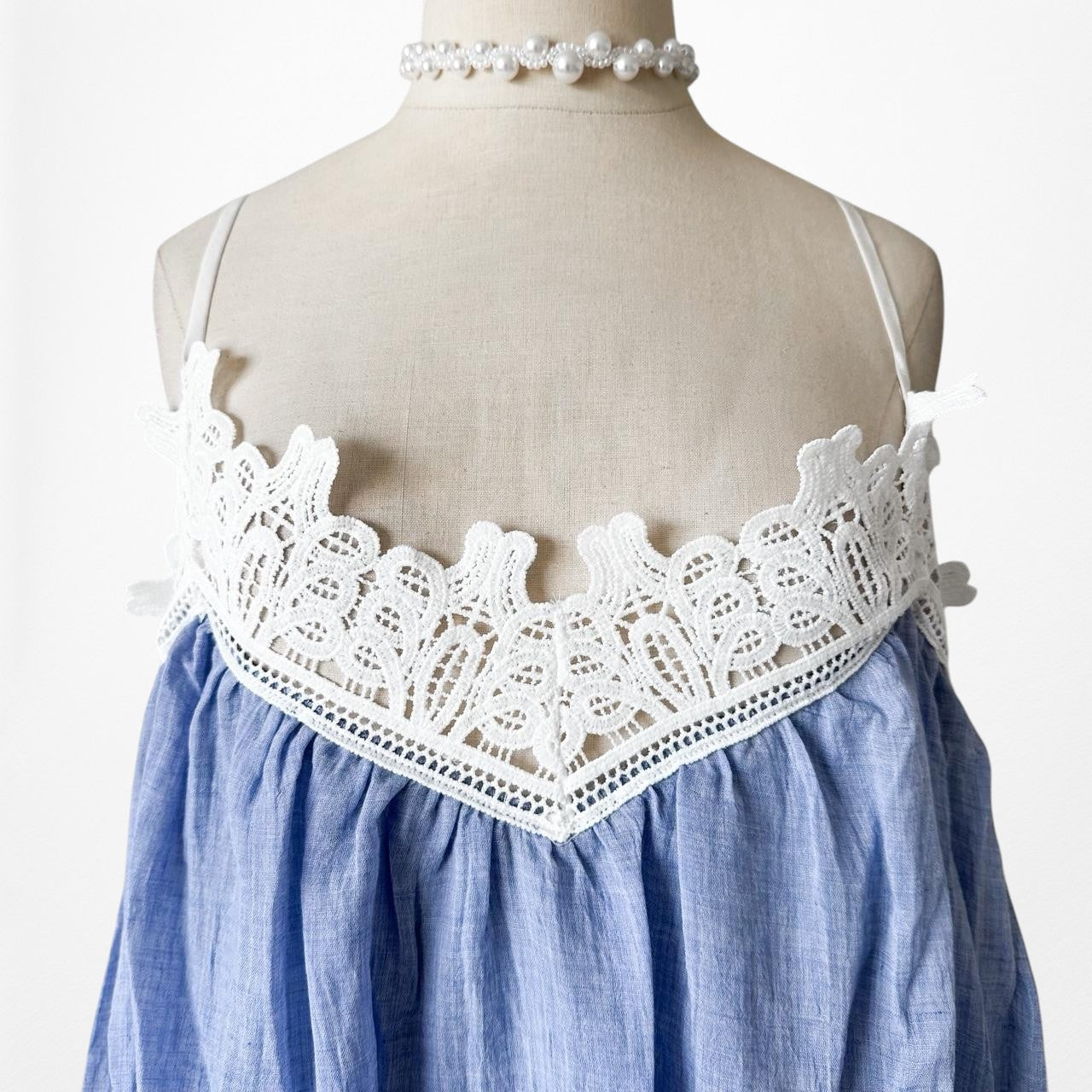 Blue Lace Trim Cold Shoulder Long Bell Sleeves Babydoll Pleated Top Size M/L