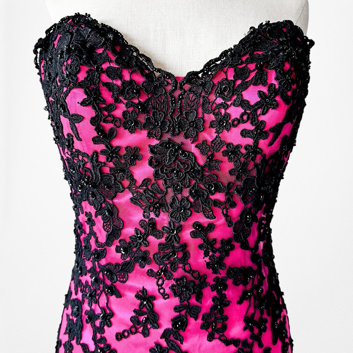 Vintage Y2K Black Pink Strapless Lace Beaded High Low Maxi Prom Dress Size S/M