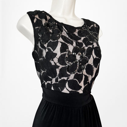 Vintage Y2K Black Lace Sequin Sleeveless Waist Tie Knit Wide Leg Jumpsuit Size M