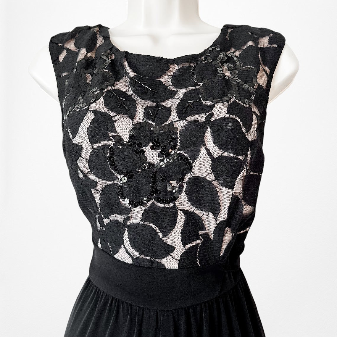 Vintage Y2K Black Lace Sequin Sleeveless Waist Tie Knit Wide Leg Jumpsuit Size M