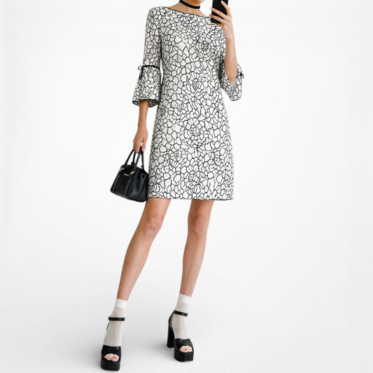 Vintage Y2K White Black Floral Bell Sleeve Knee Length Shift Lace Dress Size M